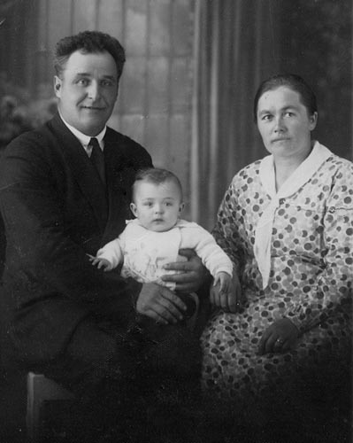 Hinkkanen Juho perheineen 1930