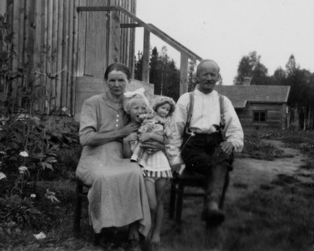 Tarkkonen Matti ja Hilma 1952