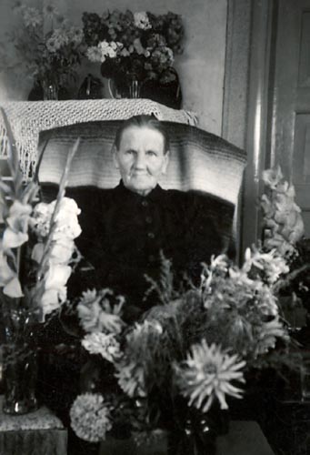 Vhpullo Anna 80 vuotta